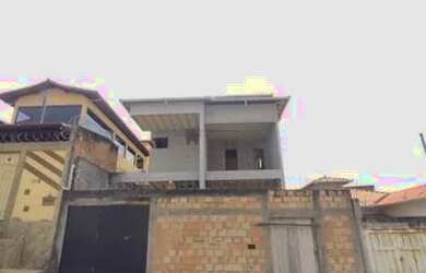 Imagem: A casa possui 4 Dormitórios, 4 Banheiros, 2 Vagas na garagem