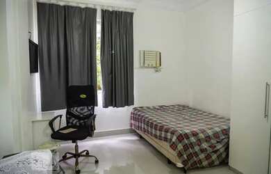 Imagem: O apartamento possui 1 Dormitório, 1 Banheiro, 40m² de Área