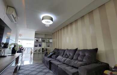 Imagem: O apartamento possui 3 Dormitórios, 2 Banheiros, 2 Vagas na