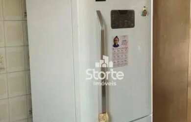 Imagem 7: Casa de esquina estilo sobrado com 3/4 à venda, 245m² por R$ 900.000...