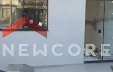 Imagem: A casa possui 2 Dormitórios, 2 Banheiros, 1 Vaga na garagem