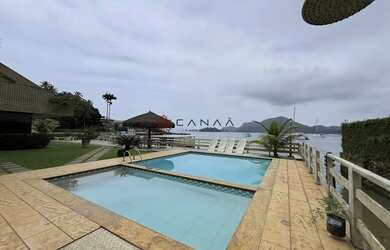 Imagem 12: Casa costeira com praia de 8 suítes, em Angra dos Reis-RJ