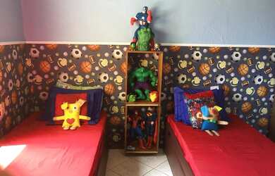 Imagem: A casa possui 2 Dormitórios, 2 Vagas na garagem e está localizado