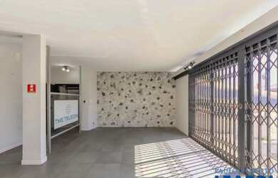 Imagem 8: COMERCIAL - LAPA - SP. 300m² de Áreae5 Vagas na garagem