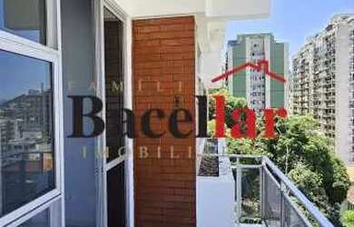 Imagem: O apartamento possui 1 Dormitório, 2 Banheiros, 2 Vagas na