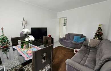 Imagem: A casa possui 2 Dormitórios, 1 Banheiro e Varanda e está localizado