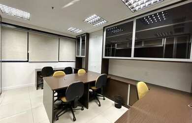 Imagem 6: Wall Street sala decorada PORTEIRA FECHADA