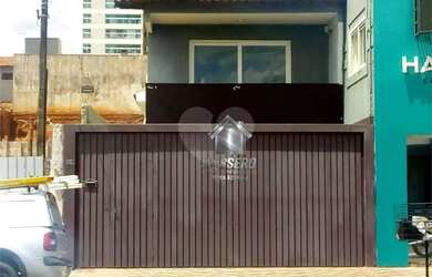 Imagem: O depósito possui 2 Vagas na garagem, 300m² de Área e está