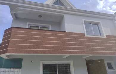 Imagem: A casa em condomínio possui 3 Dormitórios, 3 Banheiros, 3