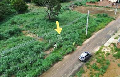 Imagem: O terreno possui 250m² de Área e está localizado em Loteamento