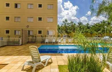 Imagem: O apartamento possui 2 Dormitórios, 1 Banheiro, 1 Vaga na garagem