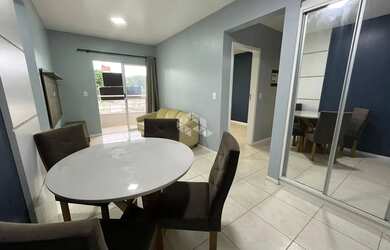 Imagem: O apartamento possui 2 Dormitórios, 2 Banheiros, 2 Vagas na