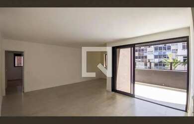 Imagem: O apartamento possui 3 Dormitórios, 4 Banheiros, 2 Vagas na