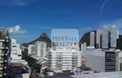 Imagem: O depósito possui 2 Vagas na garagem, 226m² de Área e está