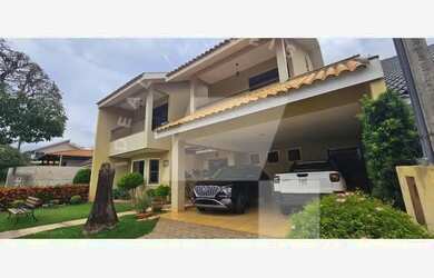 Imagem: A casa em condomínio possui 5 Dormitórios, 5 Banheiros, 2