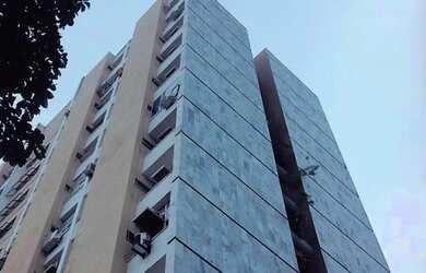 Imagem: O depósito possui 1 Vaga na garagem e 34m² de Área e está