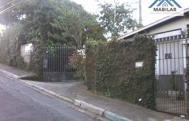 Imagem: O terreno possui 700m² de Área e está localizado em Jardim