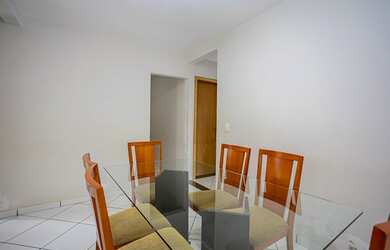 Imagem 11: Sobrado para venda tem 270 metros quadrados com 4 quartos em Sítio Cercado...