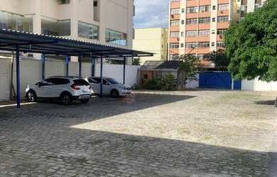 Imagem: O depósito possui 5 Vagas na garagem, 280m² de Área e está