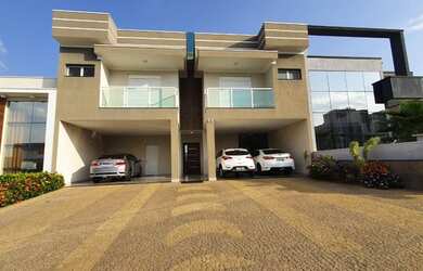 Imagem: A casa em condomínio possui 4 Dormitórios, 5 Banheiros, 5