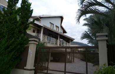 Imagem 1: Casa Cinematográfica de Alto Padrão, no Condomínio Flamboyant, em Atibaia-SP