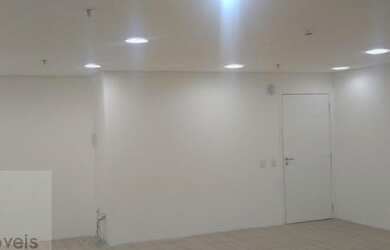 Imagem: O depósito possui 1 Vaga na garagem e 54m² de Área e está