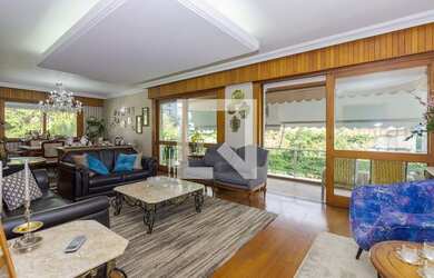 Imagem: O apartamento na cobertura possui 4 Dormitórios, 3 Banheiros