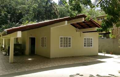 Imagem: Casa de condomínio térrea para aluguel e venda possui 300