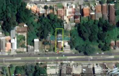 Imagem: O terreno possui 651m² de Área e está localizado em Mercês