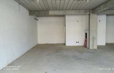 Imagem 2: Lojas no Santa Cruz Industrial para aluguel com 50 metros quadrados cada