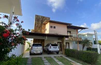 Imagem: A casa possui 4 Dormitórios, 5 Banheiros, 4 Vagas na garagem