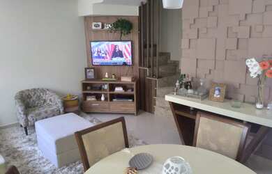 Imagem: A casa em condomínio possui 3 Dormitórios, 2 Banheiros, 2