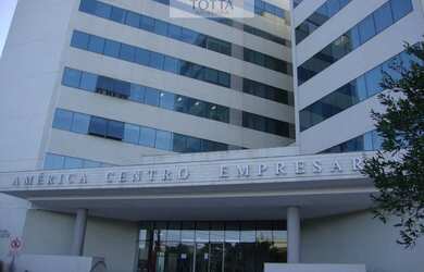 Imagem: O depósito possui 2 Vagas na garagem, 73m² de Área, Imóvel