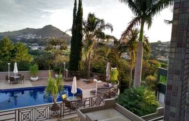 Imagem 2: Casa Cinematográfica de Alto Padrão, no Condomínio Flamboyant, em Atibaia-SP