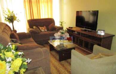 Imagem: A casa possui 5 Dormitórios, 5 Banheiros, 304m² de Área e