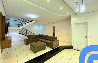 Imagem: A casa em condomínio possui 4 Dormitórios, 5 Banheiros, 4