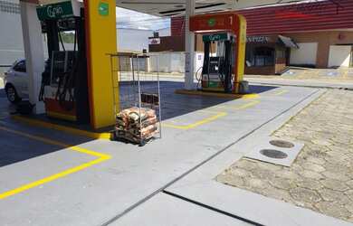 Imagem: O depósito possui 744m² de Área e está localizado em Kobrasol