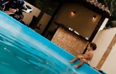 Imagem 3: Casa com 3 pisos e piscina