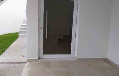 Imagem 12: Oportunidade. Piscina, Churrasqueira, 250m² de Áreae5 Banheiros