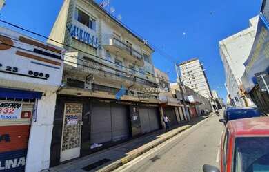 Imagem: O apartamento possui 1 Dormitório, 1 Banheiro, 64m² de Área