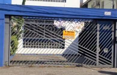 Imagem: O depósito possui 3 Vagas na garagem, 168m² de Área e está