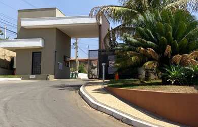 Imagem: O terreno possui 300m² de Área e está localizado em Setor