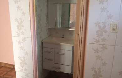 Imagem: A casa possui 40m² de Área e está localizado em Olaria