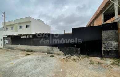 Imagem: O terreno possui 350m² de Área e está localizado em Portais