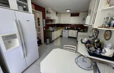 Imagem 9: CASA MARAMAR RECREIO. Piscina, Churrasqueira, Área de serviçoeLareira