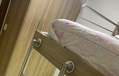 Imagem: A casa possui 3 Dormitórios, 2 Banheiros, 2 Vagas na garagem