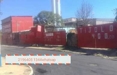 Imagem: O terreno possui 3300m² de Área e está localizado em Vila