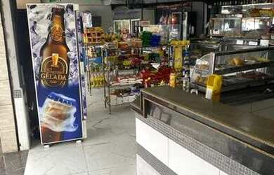 Imagem 3: PADARIA. 5 Vagas na garagem