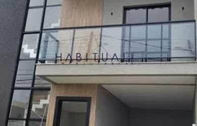 Imagem: A casa possui 3 Dormitórios, 3 Banheiros, 2 Vagas na garagem