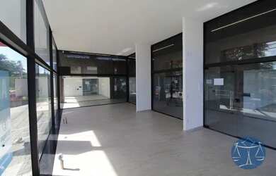 Imagem: O depósito possui 5 Vagas na garagem, 43m² de Área, Imóvel